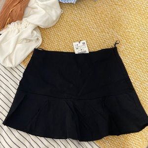 Black Zara Skort